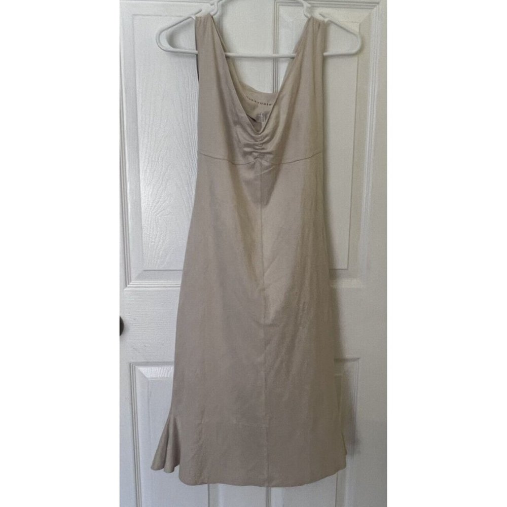 Max Studio Dress Sleeveless V Neck Women’s Size Small Cream Colored - Soft Feel